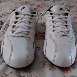 Fila women's 10 EU41.5 vintage white sneakers